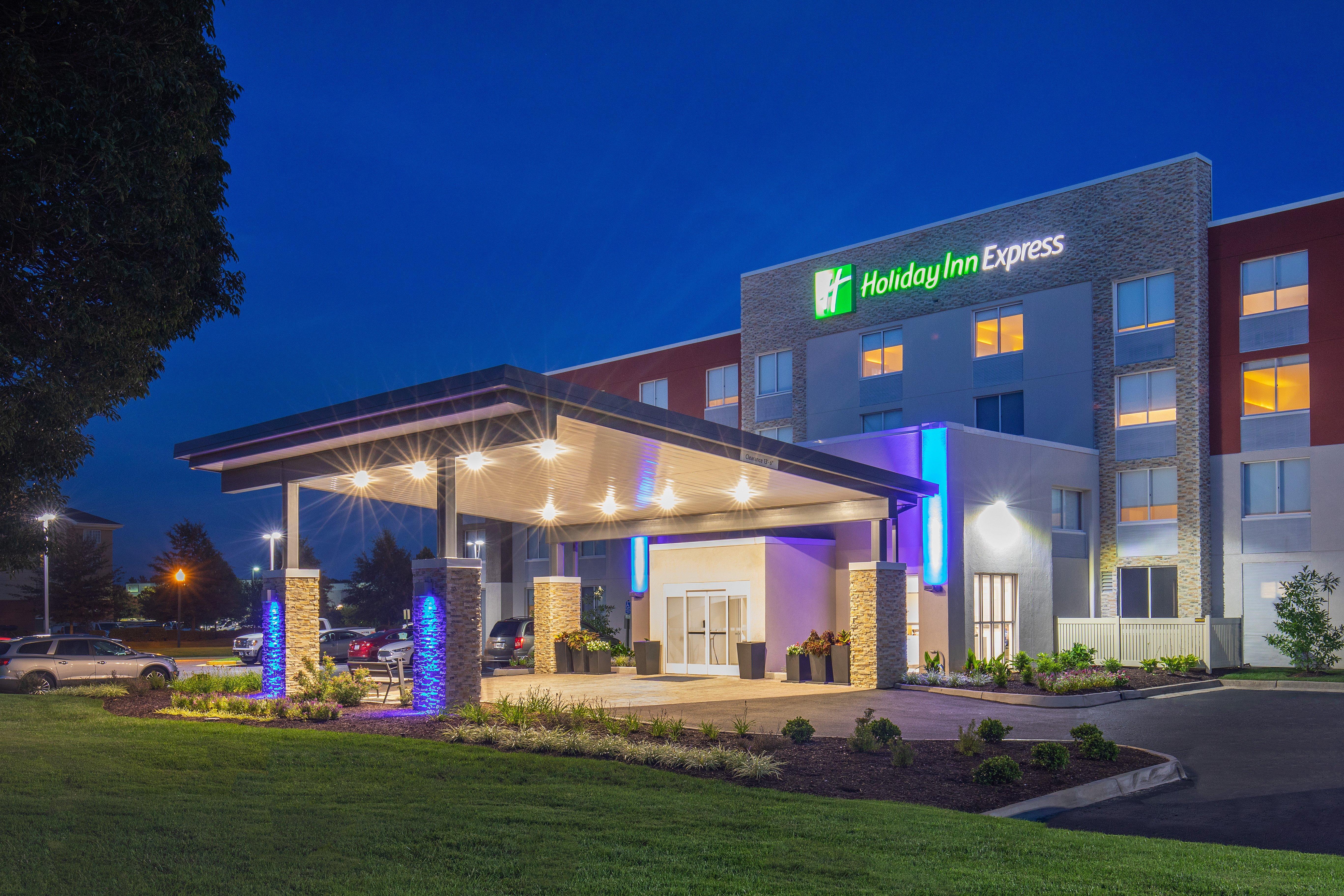 Holiday Inn Express Chesapeake - Norfolk By Ihg Exterior photo